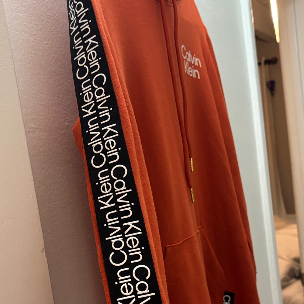 Calvin Klein Women's Turtleneck Sweater in Vibrant Orange - Picture 4 of 4